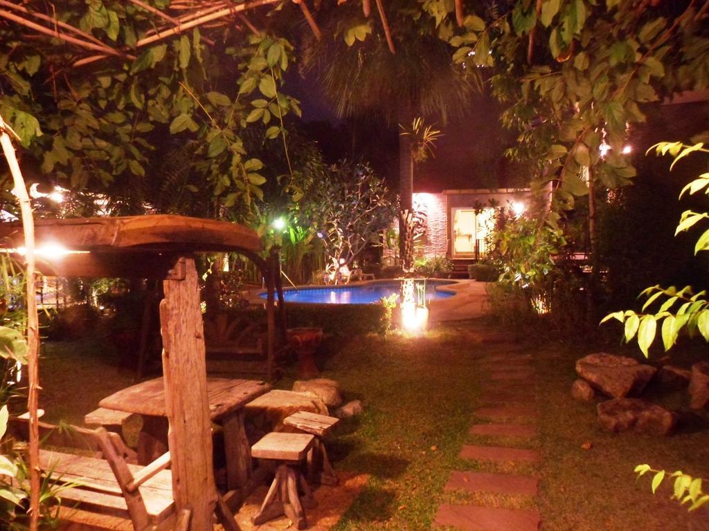 Pennapa Chalet Чалонг Стая снимка
